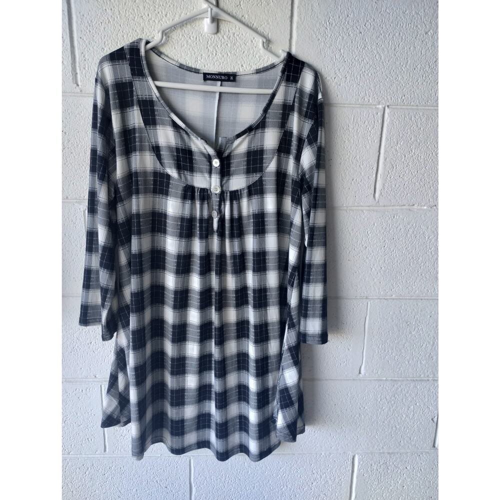 Women's size 3x lounge shirt black and white buffalo plaid size 3x